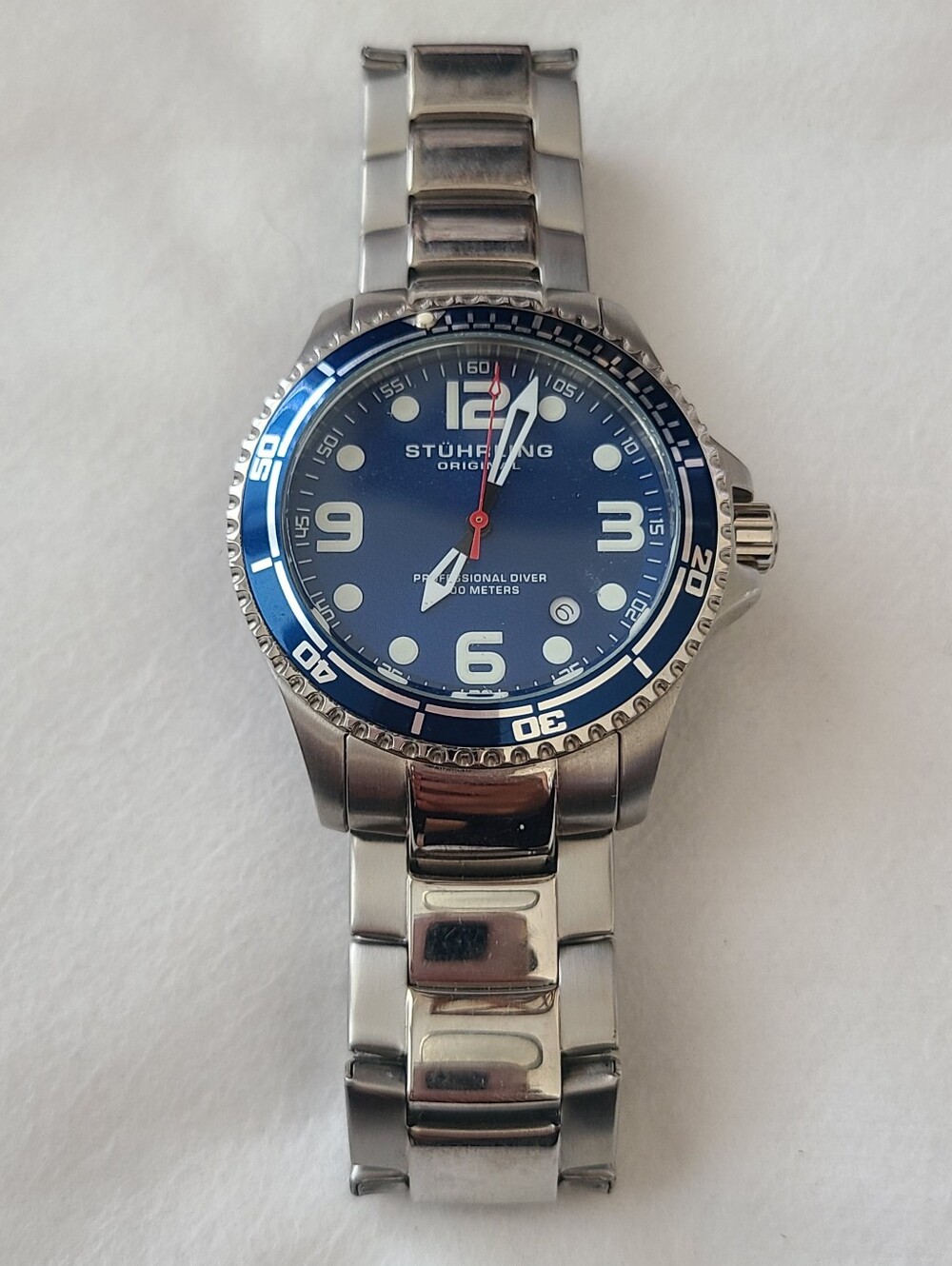 Stuhrling Original Professional Diver Watch Swiss Quartz Aquadiver 200m